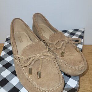 Michael Kors Amber Brown Suede Driving Loafer Moccasin Women’s Flats 7.5